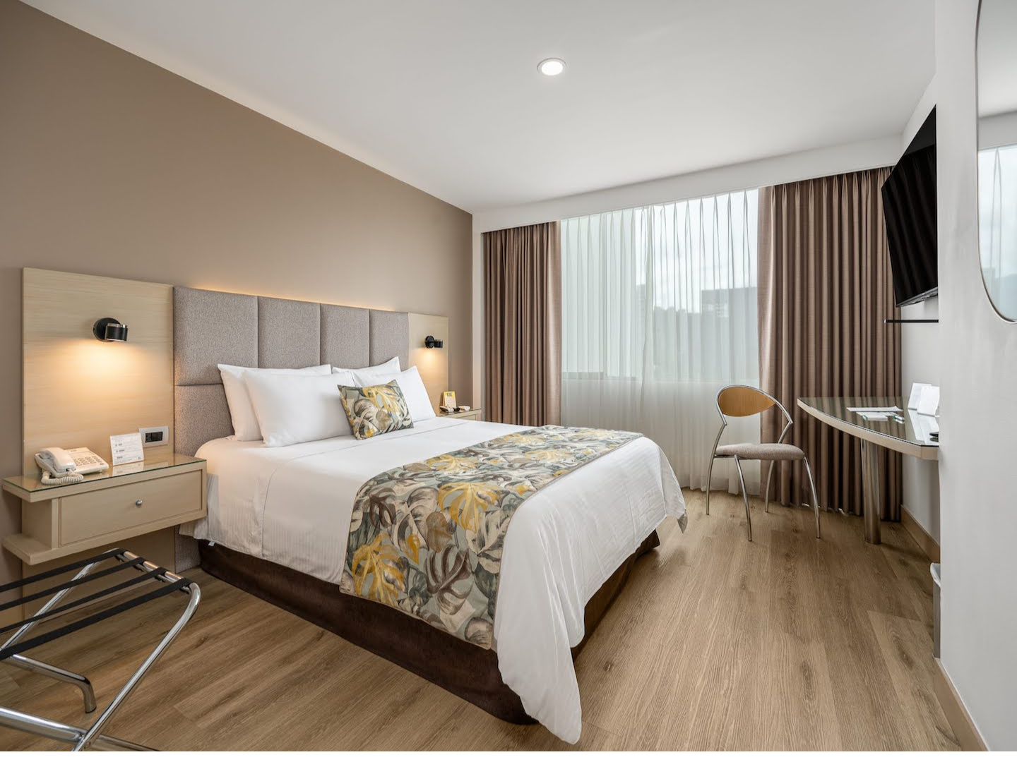 Novelty Suites Hotel
